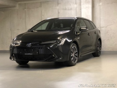 Toyota Corolla 1,8 HYBRID  STYLE