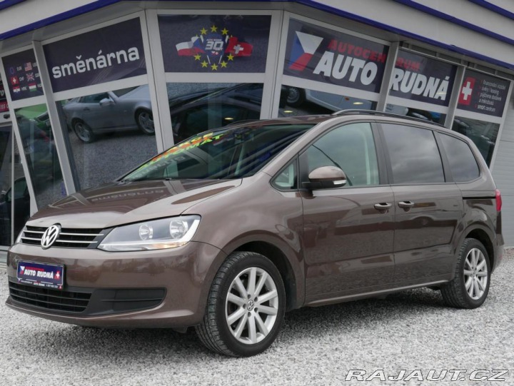 Volkswagen Sharan 2,0 TDI 140PS DSG 2010