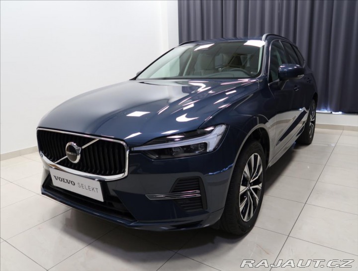 Volvo XC60 2,0 B4 FWD CORE 2023