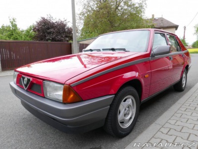 Alfa Romeo Ostatní modely 75 1,6 ie INVESTICE