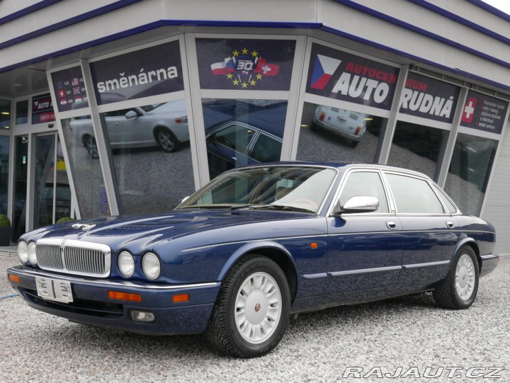 Jaguar Ostatní modely Daimler XJ 4,0 177kW Majestic Aut 1996