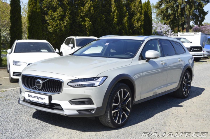 Volvo V90 2,0 B5 AWD diesel Pro PAN 2020