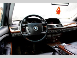 BMW 7 735i 2001