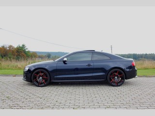 Audi S5  1800