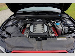 Audi S5  1800
