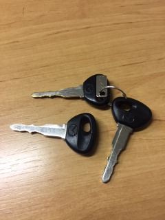Mazda Demio  2000