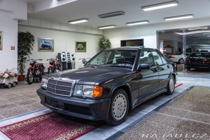 Mercedes-Benz 190 E 2,5 16V AMG 1990