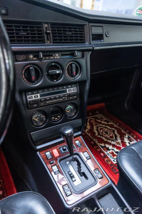 Mercedes-Benz 190 E 2,5 16V AMG 1990