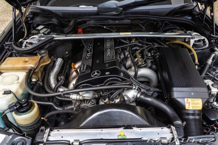 Mercedes-Benz 190 E 2,5 16V AMG 1990