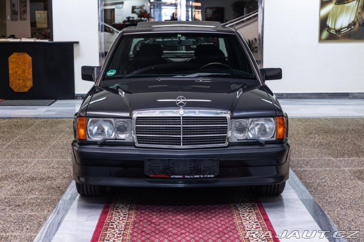 Mercedes-Benz 190 E 2,5 16V AMG 1990