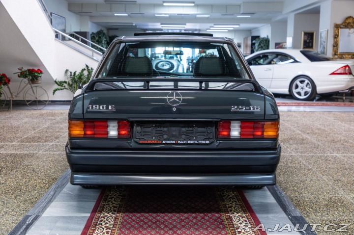 Mercedes-Benz 190 E 2,5 16V AMG 1990