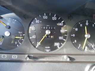Mercedes-Benz 123 230E AUTOMAT 1982