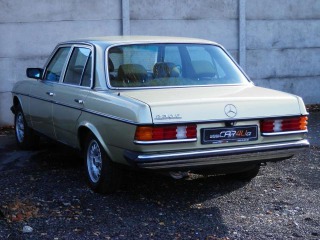 Mercedes-Benz 123 230E AUTOMAT 1982