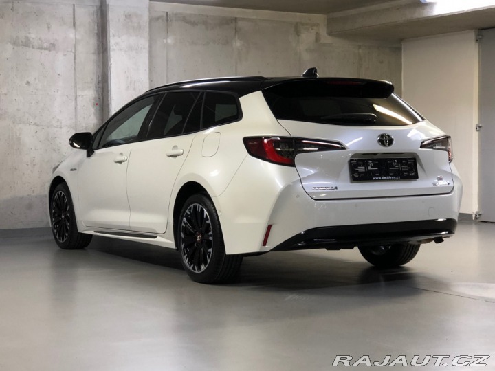 Toyota Corolla 1,8 K odběru IHNED 2023