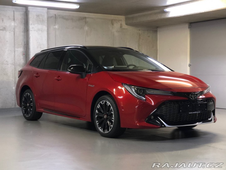 Toyota Corolla 1,8 K odběru IHNED 2023