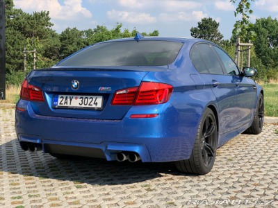 BMW M5 F10 4.4 V8