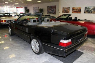 Mercedes-Benz 124 CE 300 24V Cabrio AMG 1992
