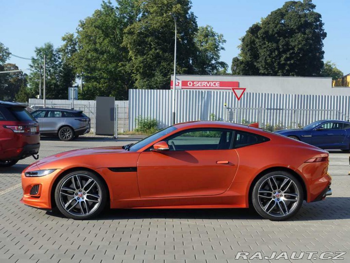 Jaguar F-Type 5,0 V8 R-Dynamic P450 4x4 2022