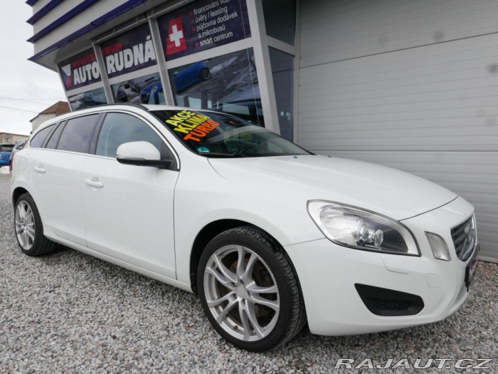 Volvo V60 2,0T 203PS Xenony/Navi 2010