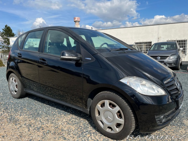 Mercedes-Benz A A 160i 70kw 2011