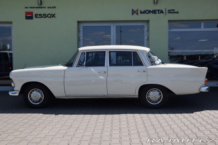 Mercedes-Benz Ostatní modely 200 200D OLDTIMER*PŮVODNÍ TP* 1968