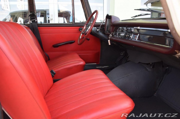 Mercedes-Benz Ostatní modely 200 200D REZERVACE 1968