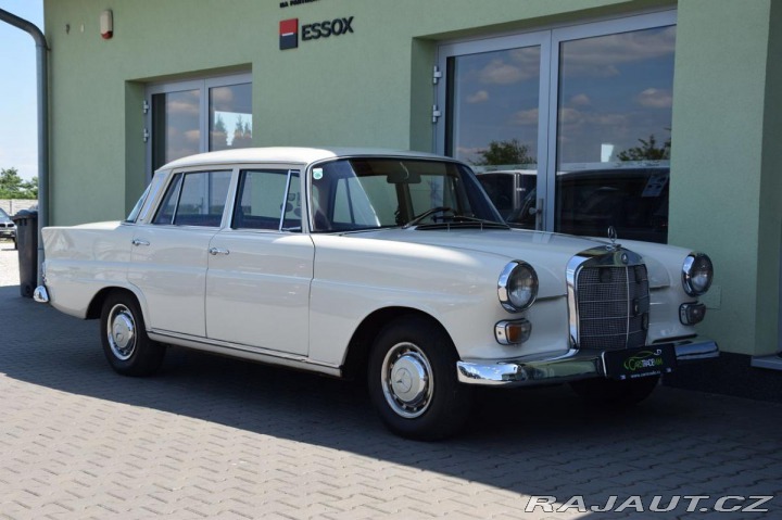 Mercedes-Benz Ostatní modely 200 200D REZERVACE 1968