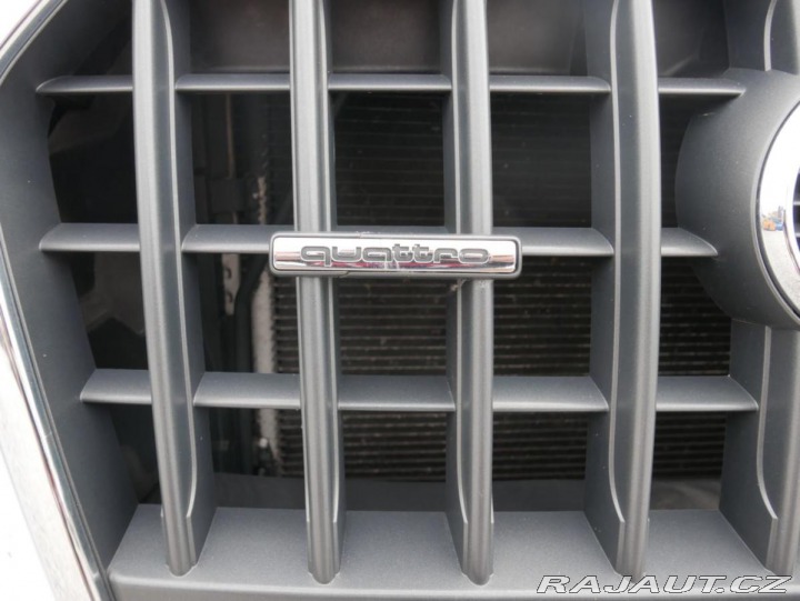Audi Q3 2,0 TFSI Quattro REZERVAC 2012