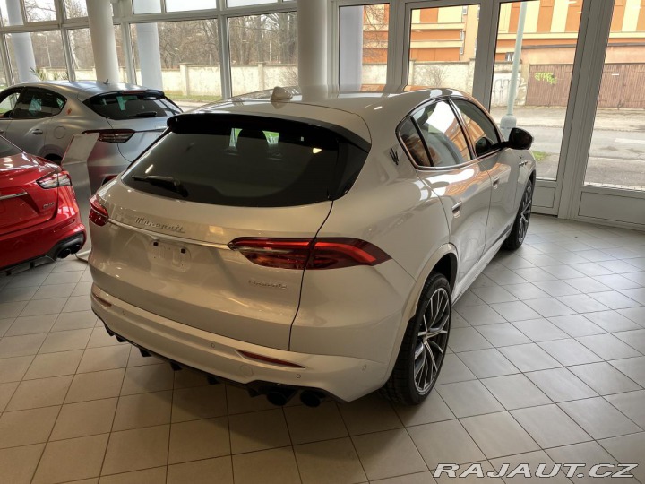 Maserati Grecale Modena MHEV 330HP 2022