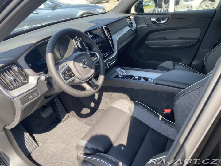 Volvo XC60 2,0 T6 AWD Recharge PLUS 2022