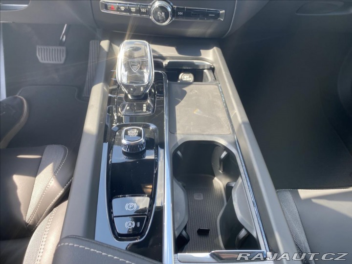 Volvo XC60 2,0 T6 AWD Recharge PLUS 2022