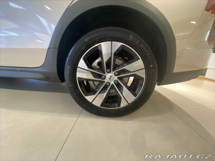 Volvo V60 2,0 B4 AWD Cross Countr 2022