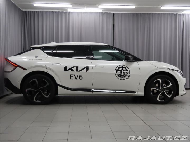 Kia EV6 0,1 GT Line-K odběru IHNE 2022