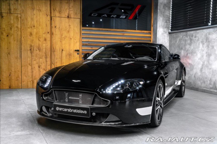 Aston Martin V8 Vantage 4,7 GT, KARBÓN, KAMERA B 2016