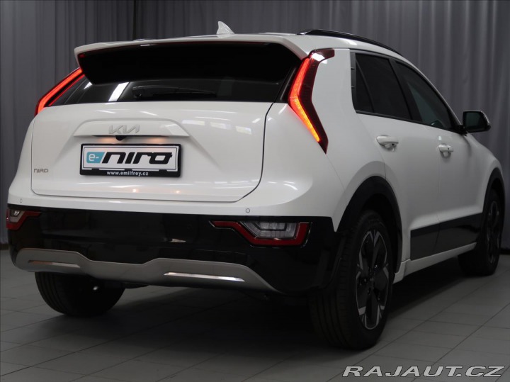 Kia e-Niro 1,0 STYLE 2024