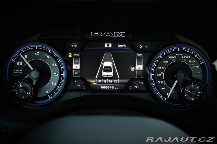Dodge RAM 5,7 V8 HEMI Limited Night 2022