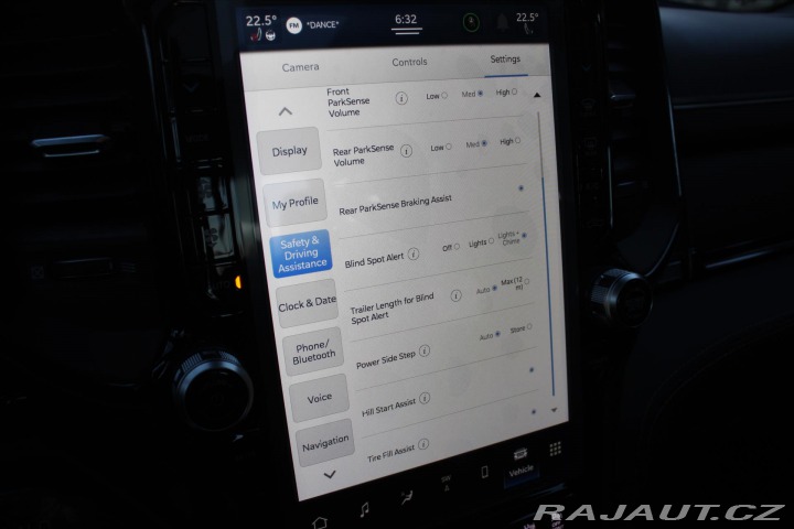 Dodge RAM 5,7 V8 HEMI Limited Night 2022