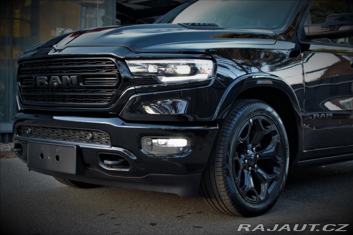 Dodge RAM 5,7 V8 HEMI Limited Night 2022