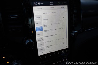 Dodge RAM 5,7 V8 HEMI Limited Night 2022