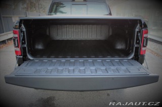 Dodge RAM 5,7 V8 HEMI Limited Night 2022