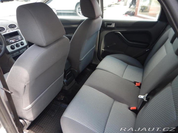 Ford Focus 1.6i, KLIMA 2005