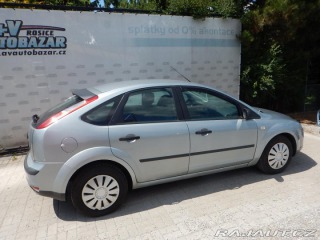 Ford Focus 1.6i, KLIMA 2005