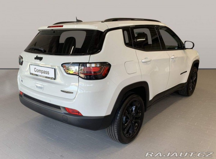 Jeep Compass Night Eagle 1.3 Turbo GSE 2022