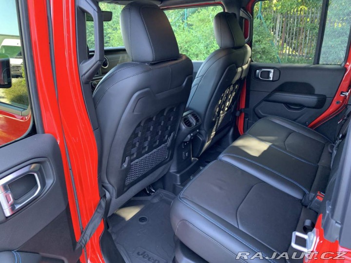 Jeep Wrangler 2.0T 4xe PHEV 380k 8AT Ru 2022