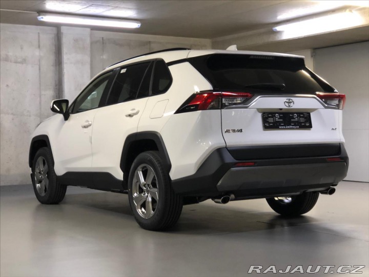 Toyota RAV4 2,5 HYBRID COMFORT STYLE 2024