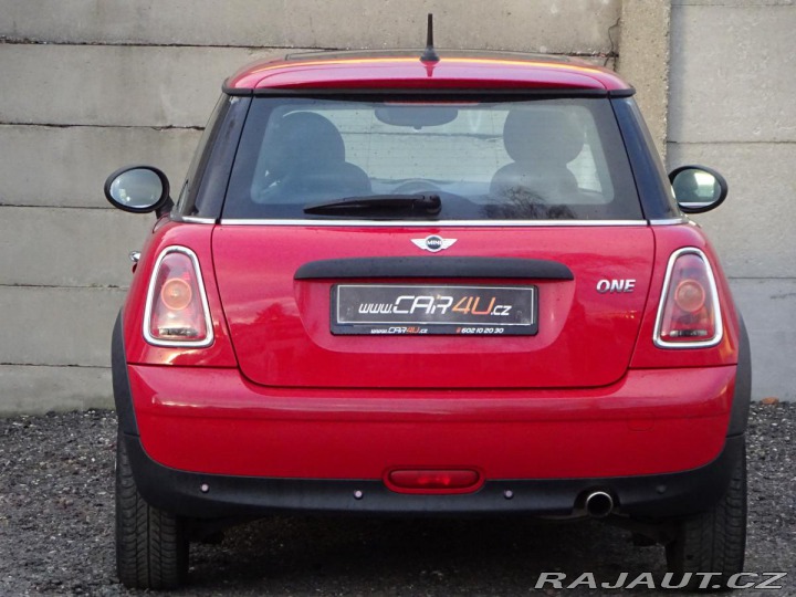 Mini One 1.4 70kW KŮŽE PANORAMA SE 2007