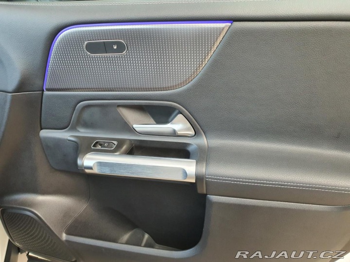 Mercedes-Benz GLB 220 D 4MATIC REZERVACE 2020