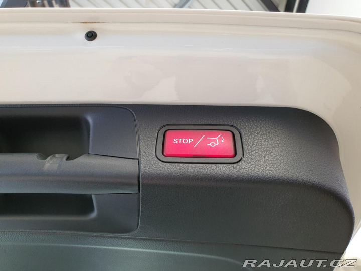 Mercedes-Benz GLB 220 D 4MATIC REZERVACE 2020