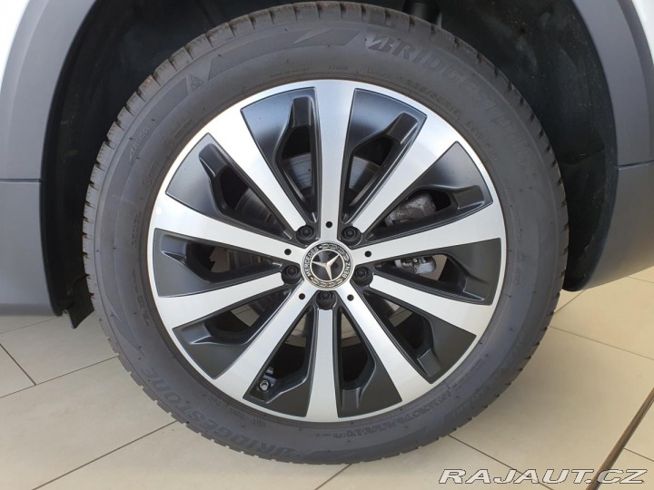 Mercedes-Benz GLB 220 D 4MATIC REZERVACE 2020