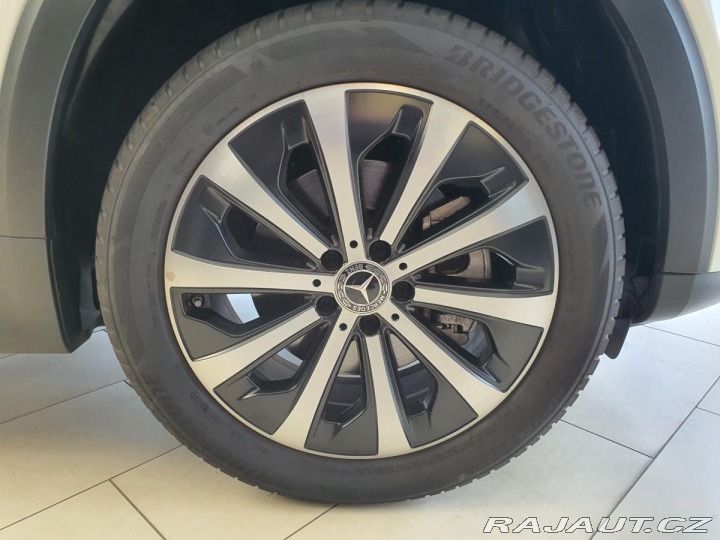 Mercedes-Benz GLB 220 D 4MATIC REZERVACE 2020
